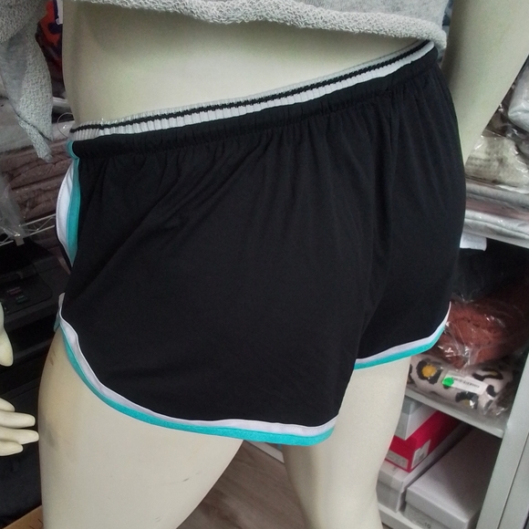 NEWVFree People Movement Black Shorts - Picture 10 of 14